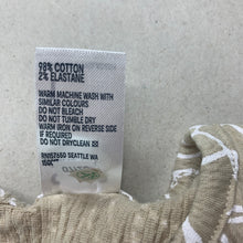 Load image into Gallery viewer, Girls Anko, stretchy crinkle top, flamingos, EUC, size 1,  