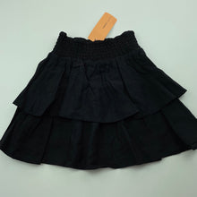 Load image into Gallery viewer, Girls Target, tiered viscose / linen skirt, elasticated, L: 31cm, NEW, size 7,  