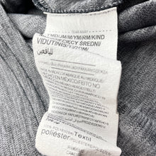 Load image into Gallery viewer, unisex Under Armour, Heatgear loose fit sports / activewear top, Sz: M, armpit to armpit: 40cm, GUC, size 10-11,  