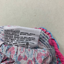 Load image into Gallery viewer, Girls Mango, floral summer top, GUC, size 0,  