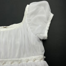 Load image into Gallery viewer, Girls white, lined party / formal dress, no labels, armpit to armpit: 28cm, tiny mark on back, FUC, size 4, L: 70cm