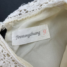 Load image into Gallery viewer, Girls Yirentongzhuang, lined embroidered party dress, armpit to armpit: 28cm, FUC, size 4-5, L: 54cm