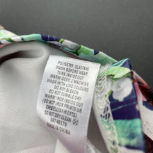 Load image into Gallery viewer, Girls Sista, soft feel floral skirt, elasticated, L: 29cm, GUC, size 4,  