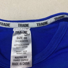 Load image into Gallery viewer, unisex Tradie Baby, stretchy bodysuit / romper, EUC, size 00,  