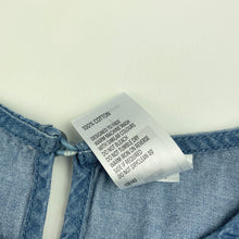 Load image into Gallery viewer, Girls Kids &amp; Co, chambray cotton casual dress, GUC, size 7, L: 57cm