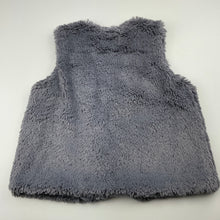 Load image into Gallery viewer, Girls Lily &amp; Dan, cotton lined faux fur vest / jacket, EUC, size 5,  
