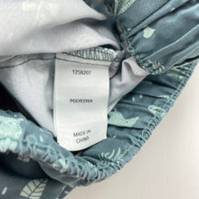 Load image into Gallery viewer, Boys KID, lightweight board shorts, elasticated, GUC, size 5,  