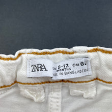Load image into Gallery viewer, unisex Zara, white stretch denim shorts, adjustable, EUC, size 0,  