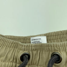 Load image into Gallery viewer, Boys H&amp;T, stretch cotton shorts, elasticated, GUC, size 1,  