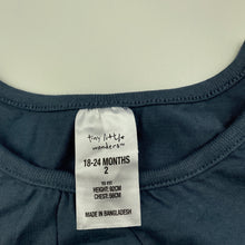 Load image into Gallery viewer, Girls Tiny Little Wonders, blue cotton singlet / tank top, EUC, size 2,  