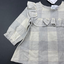 Load image into Gallery viewer, Girls Anko, lightweight ruffle long sleeve top, NEW, size 00,  