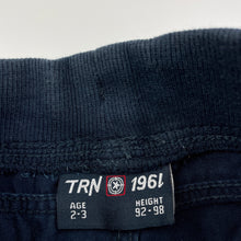Load image into Gallery viewer, Boys Terranova, navy cotton cargo pants, elasticated, Inside leg: 34cm, GUC, size 2-3,  