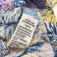 Load image into Gallery viewer, Boys KID, viscose / flax short sleeve shirt, button missing, FUC, size 3,  