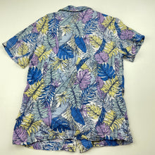 Load image into Gallery viewer, Boys KID, viscose / flax short sleeve shirt, button missing, FUC, size 3,  