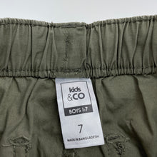 Load image into Gallery viewer, Boys Kids &amp; Co, khaki lightweight cotton shorts, elasticated, GUC, size 7,  