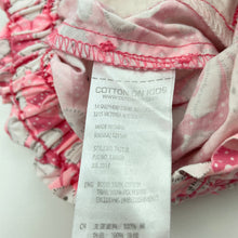 Load image into Gallery viewer, Girls Cotton On, lightweight floral cotton shorts, elasticated, FUC, size 7,  