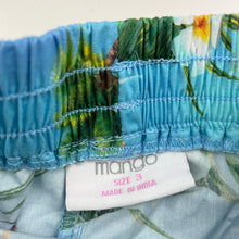 Load image into Gallery viewer, Girls Mango, cotton Christmas shorts, elasticated, EUC, size 3,  