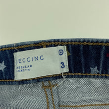 Load image into Gallery viewer, Girls Target, stretch denim jeggings, elasticated, Inside leg: 33cm, FUC, size 3,  