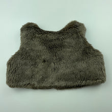 Load image into Gallery viewer, Girls Bebe by Minihaha, cotton lined faux fur vest, GUC, size 00,  