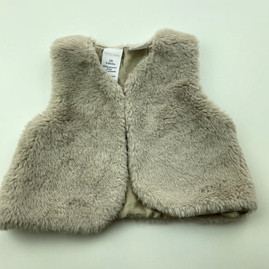 Girls Baby Baby, soft feel faux fur vest, EUC, size 00,  