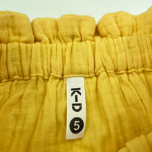 Load image into Gallery viewer, Girls KID, yellow crinkle cotton skirt, elasticated, L: 31cm, GUC, size 5,  