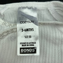 Load image into Gallery viewer, unisex Bonds, white cozysuit romper, EUC, size 00,  