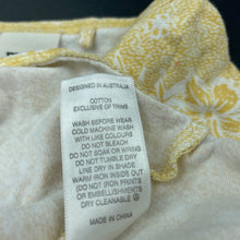 Load image into Gallery viewer, Girls Piping Hot, floral cotton tie front top, GUC, size 2,  