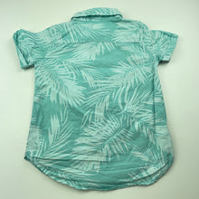 Load image into Gallery viewer, Boys Kids &amp; Co, lightweight cotton short sleeve shirt, GUC, size 5,  