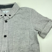 Load image into Gallery viewer, Boys KID, cotton / linen short sleeve shirt, EUC, size 6,  