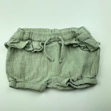 Load image into Gallery viewer, Girls Anko, sage crinkle cotton shorts, elasticated, GUC, size 00,  
