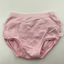 Load image into Gallery viewer, Girls Marquise, pink cotton ruffle bloomer / nappy cover, EUC, size 00,  