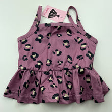 Load image into Gallery viewer, Girls SHISHIFANG, lightweight stretchy summer top, NEW, size 2,  