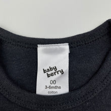 Load image into Gallery viewer, unisex Baby Berry, grey cotton bodysuit / romper, GUC, size 00,  
