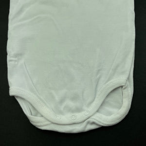 unisex Babidu, soft feel bamboo romper, marks back shoulder, FUC, size 6 months,  