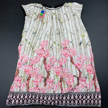 Load image into Gallery viewer, Girls NL Kids Princess, floral embroidered pima cotton tunic top, L: 59cm, FUC, size 6-7,  