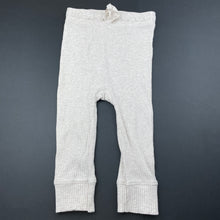 Load image into Gallery viewer, unisex Baby Berry, ribbed stretchy leggings / bottoms, elasticated, EUC, size 1,  