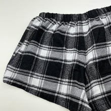 Load image into Gallery viewer, Girls SHEIN, black &amp; white check shorts, elasticated, FUC, size 10,  