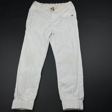 Load image into Gallery viewer, Boys Zara, white stretch cotton pants, adjustable, Inside leg: 46cm, FUC, size 8,  