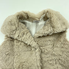 Load image into Gallery viewer, Girls Target, faux fur vest / jacket, poppers, GUC, size 1,  