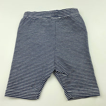 Load image into Gallery viewer, unisex Ollie's Place, navy stripe stretchy bottoms, GUC, size 000,  