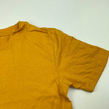 Load image into Gallery viewer, unisex B&amp;L, yellow organic cotton t-shirt / top, EUC, size 8,  