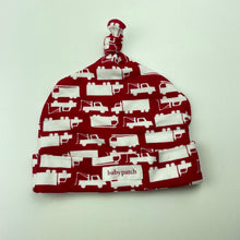 Load image into Gallery viewer, Boys Baby Patch, red &amp; white cotton hat/beanie, EUC, size 000,  