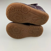 Load image into Gallery viewer, Girls Lily &amp; Dan, purple leather infant shoes, size 1, GUC, size 0-1,  