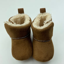 Load image into Gallery viewer, Boys Anko, baby slippers, size 1, EUC, size 000-00,  