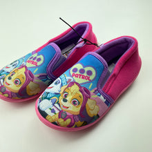 Load image into Gallery viewer, Girls Nickelodeon, Paw Patrol slippers, size 9, NEW, size 3-4,  