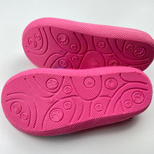 Load image into Gallery viewer, Girls Nickelodeon, Paw Patrol slippers, size 9, NEW, size 3-4,  