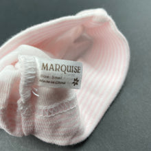 Load image into Gallery viewer, Girls Marquise, cotton hat / beanie, EUC, size 000,  