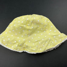 Load image into Gallery viewer, Girls reversible, cotton bucket hat, GUC, size 1-3,  