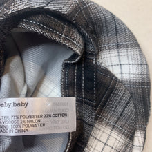 Load image into Gallery viewer, Boys Baby Baby, checked flat cap / hat, EUC, size 0,  