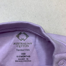 Load image into Gallery viewer, Girls Favourites, Aust cotton t-shirt / top, EUC, size 000,  